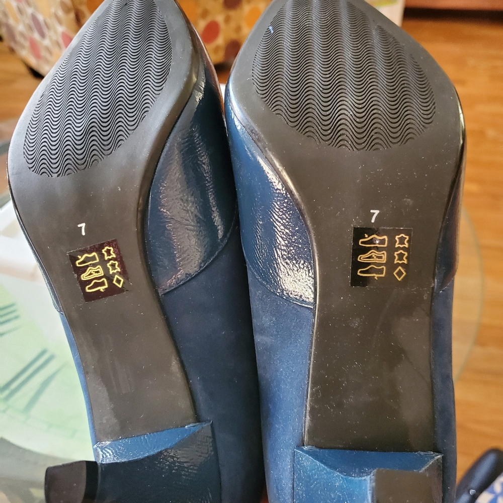 Booties - Picture 5 of 5